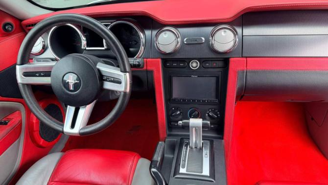 Ford Mustang V с пробегом 2006 года, цена 1 700 000 рублей, 188403 км, купе, Автокод Объявления