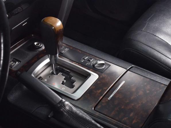 Toyota Land Cruiser 200 Series Рестайлинг 1 с пробегом 2012 года, цена 3 349 995 рублей, 347047 км, внедорожник, Автокод Объявления