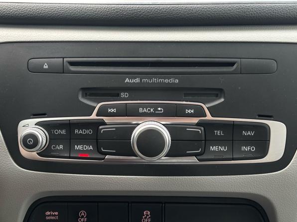 Audi Q3 I (8U) с пробегом 2012 года, цена 1 390 000 рублей, 218138 км, внедорожник, Автокод Объявления