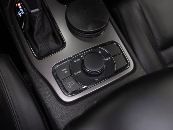 Jeep Grand Cherokee IV (WK2) Рестайлинг с пробегом 2019 года, цена 4 300 000 рублей, 95500 км, внедорожник, Автокод Объявления