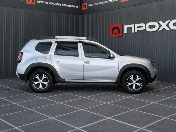 Renault Duster I Рестайлинг с пробегом 2018 года, цена 1 277 000 рублей, 202093 км, внедорожник, Автокод Объявления