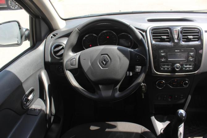 Renault Sandero II с пробегом 2018 года, цена 1 017 000 рублей, 130580 км, хэтчбек, Автокод Объявления
