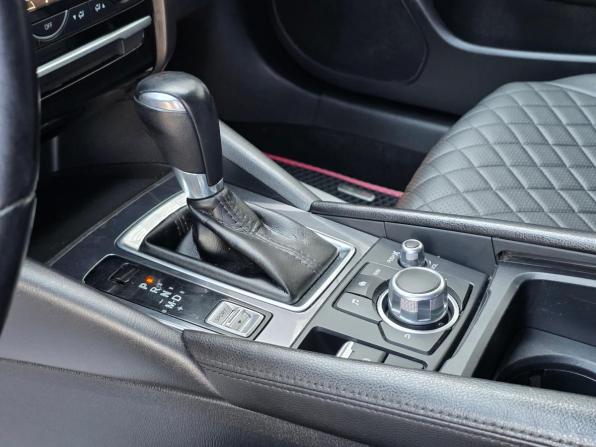 Mazda 6 III (GJ) Рестайлинг с пробегом 2017 года, цена 1 550 000 рублей, 172400 км, седан, Автокод Объявления