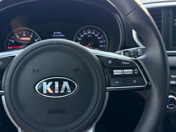 Kia Sportage IV Рестайлинг с пробегом 2020 года, цена 2 200 000 рублей, 59852 км, внедорожник, Автокод Объявления