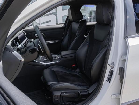 BMW 3 серии VII (G2x) с пробегом 2019 года, цена 3 150 000 рублей, 107822 км, седан, Автокод Объявления