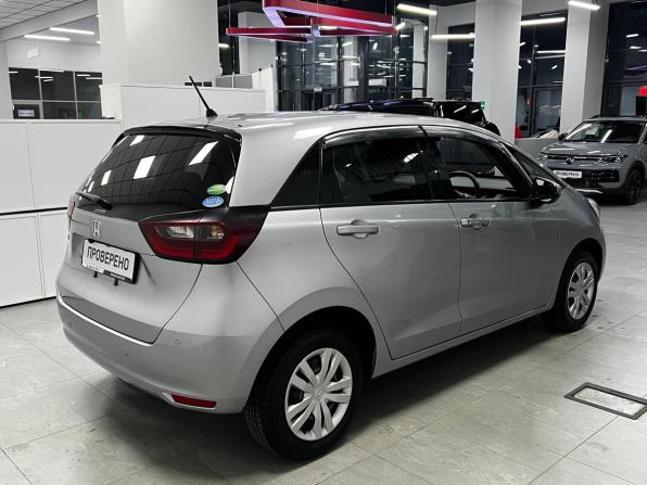 Honda Fit IV с пробегом 2020 года, цена 1 370 000 рублей, 100844 км, хэтчбек, Автокод Объявления