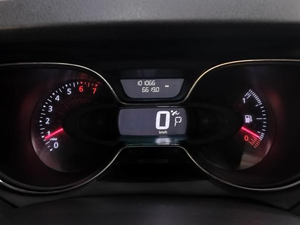 Renault Kaptur I с пробегом 2017 года, цена 1 170 000 рублей, 101000 км, внедорожник, Автокод Объявления