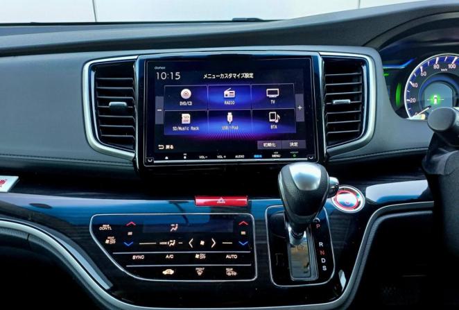 Honda Odyssey V Рестайлинг с пробегом 2018 года, цена 2 910 000 рублей, 119799 км, минивэн, Автокод Объявления
