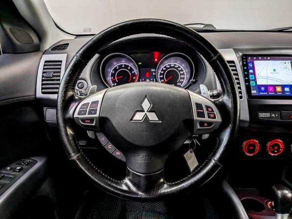 Mitsubishi Outlander II Рестайлинг с пробегом 2011 года, цена 1 500 000 рублей, 202648 км, внедорожник, Автокод Объявления