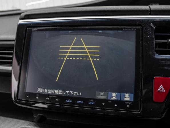 Honda Stepwgn V с пробегом 2015 года, цена 1 530 000 рублей, 190220 км, минивэн, Автокод Объявления