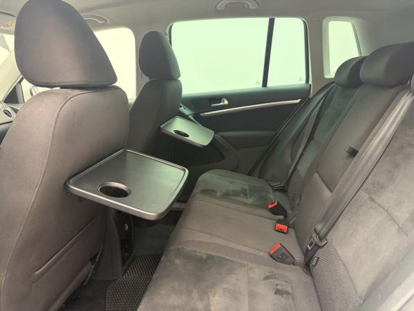 Volkswagen Tiguan I Рестайлинг с пробегом 2013 года, цена 990 000 рублей, 265203 км, внедорожник, Автокод Объявления