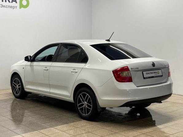 Skoda Rapid I с пробегом 2017 года, цена 899 000 рублей, 147368 км, лифтбек, Автокод Объявления