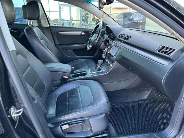 Volkswagen Passat B7 с пробегом 2012 года, цена 890 000 рублей, 192272 км, седан, Автокод Объявления