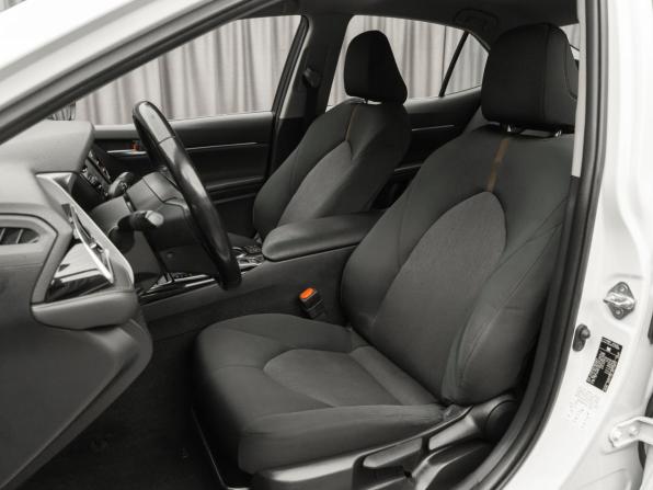 Toyota Camry VIII (XV70) с пробегом 2021 года, цена 2 060 000 рублей, 285184 км, седан, Автокод Объявления