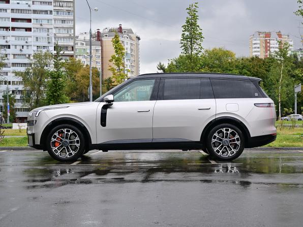 Lynk &amp; Co 900 с пробегом 2025 года, цена 7 198 000 рублей, 12900 км, внедорожник, Автокод Объявления
