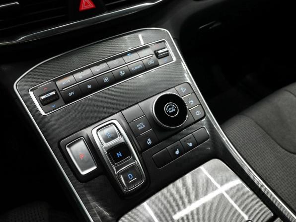 Hyundai Santa Fe IV Рестайлинг с пробегом 2021 года, цена 4 130 000 рублей, 31800 км, внедорожник, Автокод Объявления