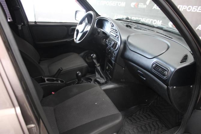 Chevrolet Niva I Рестайлинг с пробегом 2013 года, цена 438 000 рублей, 144000 км, внедорожник, Автокод Объявления