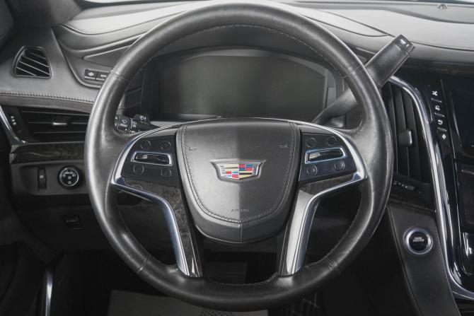 Cadillac Escalade IV с пробегом 2015 года, цена 3 949 000 рублей, 133150 км, внедорожник, Автокод Объявления