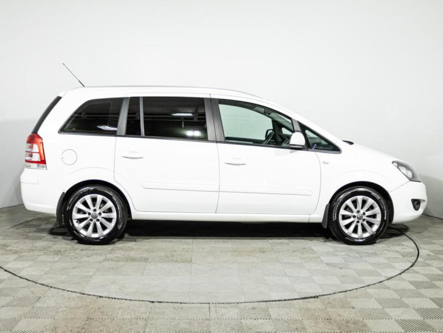 Opel Zafira B Рестайлинг Санкт-Петербург  - изображение 4