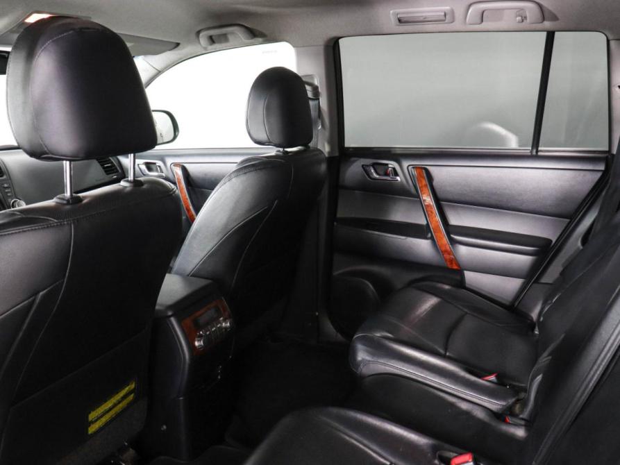 Toyota Highlander II (XU40) Рестайлинг Химки  - изображение 12
