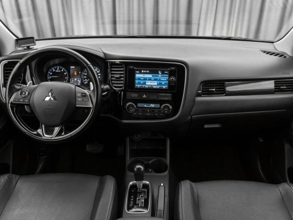Mitsubishi Outlander III Рестайлинг 2 с пробегом 2016 года, цена 2 270 000 рублей, 81693 км, внедорожник, Автокод Объявления