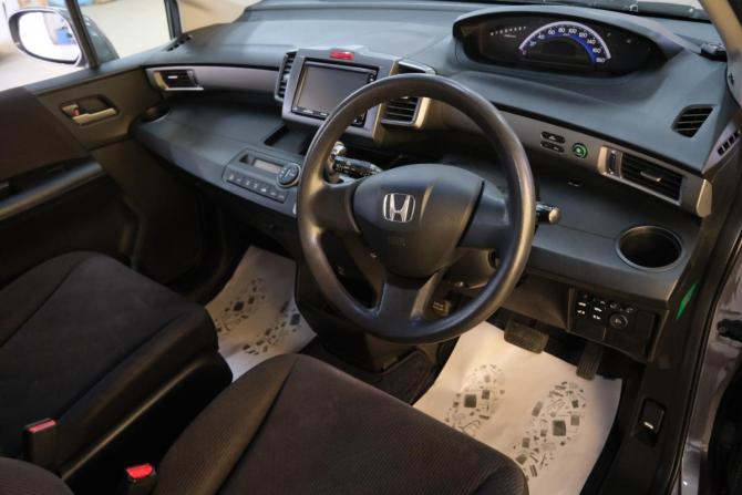 Honda Freed I с пробегом 2011 года, цена 1 219 000 рублей, 160000 км, компактвэн, Автокод Объявления