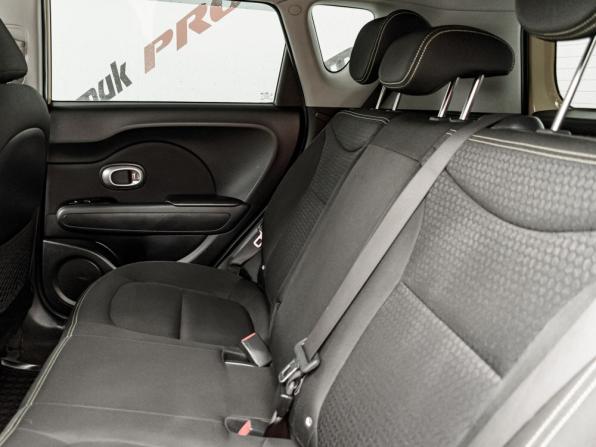 Kia Soul II с пробегом 2015 года, цена 950 000 рублей, 189612 км, хэтчбек, Автокод Объявления