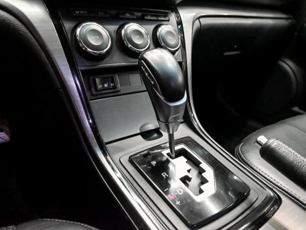 Mazda 6 II (GH) Рестайлинг с пробегом 2010 года, цена 950 000 рублей, 261252 км, седан, Автокод Объявления