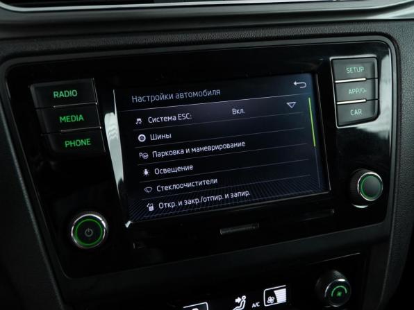 Skoda Rapid I Рестайлинг с пробегом 2018 года, цена 1 521 444 рубля, 88602 км, лифтбек, Автокод Объявления