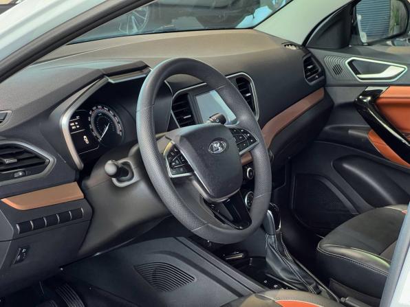 Lada (ВАЗ) Vesta I Рестайлинг (NG) с пробегом 2025 года, цена 1 840 000 рублей, 14898 км, универсал, Автокод Объявления