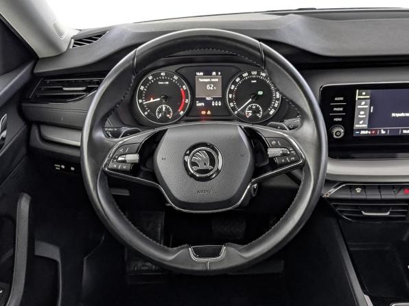 Skoda Octavia IV (A8) с пробегом 2021 года, цена 2 850 000 рублей, 32822 км, лифтбек, Автокод Объявления