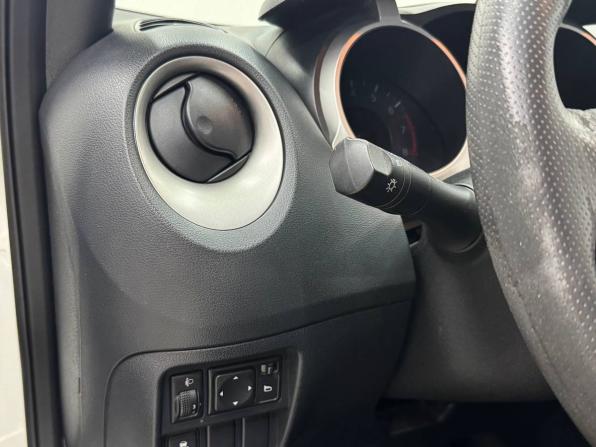 Nissan Juke I с пробегом 2014 года, цена 1 059 900 рублей, 167700 км, внедорожник, Автокод Объявления