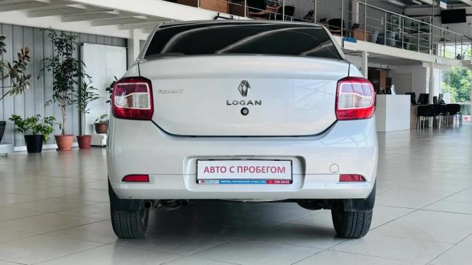 Renault Logan II с пробегом 2016 года, цена 715 000 рублей, 84000 км, седан, Автокод Объявления