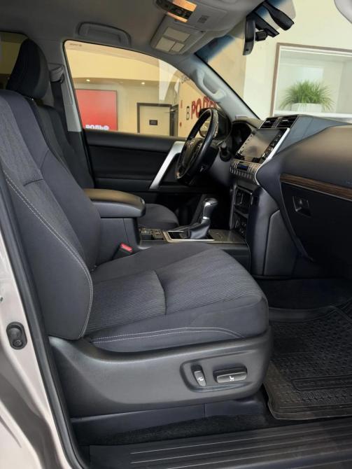 Toyota Land Cruiser Prado 150 Series Рестайлинг 3 Санкт-Петербург  - изображение 12