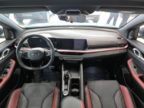 Geely Coolray I Рестайлинг с пробегом 2024 года, цена 2 099 000 рублей, 41001 км, внедорожник, Автокод Объявления