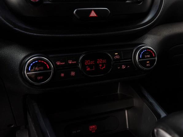 Kia Soul III с пробегом 2020 года, цена 1 790 000 рублей, 118130 км, хэтчбек, Автокод Объявления