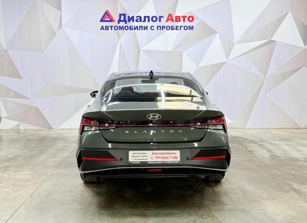 Hyundai Elantra VII (CN7) с пробегом 2024 года, цена 2 270 000 рублей, 34204 км, седан, Автокод Объявления