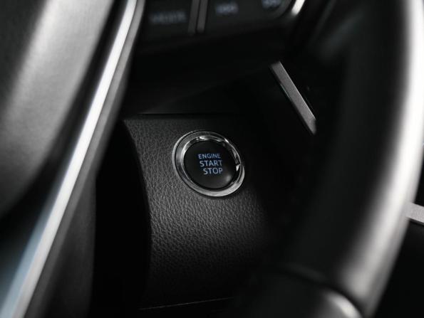 Toyota Camry VIII (XV70) Рестайлинг с пробегом 2021 года, цена 2 799 000 рублей, 83446 км, седан, Автокод Объявления