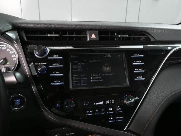 Toyota Camry VIII (XV70) с пробегом 2018 года, цена 2 699 000 рублей, 184067 км, седан, Автокод Объявления