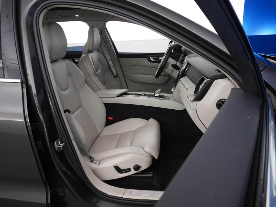 Volvo XC60 II Рестайлинг Москва  - изображение 8