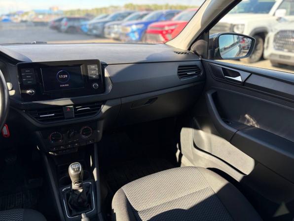 Volkswagen Polo VI с пробегом 2021 года, цена 1 455 000 рублей, 117367 км, лифтбек, Автокод Объявления