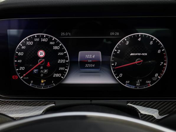 Mercedes-Benz E-Класс AMG V (W213) с пробегом 2017 года, цена 5 300 000 рублей, 34000 км, седан, Автокод Объявления