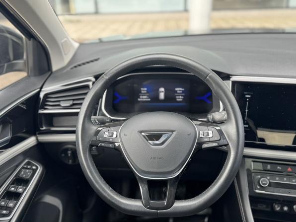 Jetta VS5 I Рестайлинг с пробегом 2023 года, цена 1 925 000 рублей, 42574 км, внедорожник, Автокод Объявления