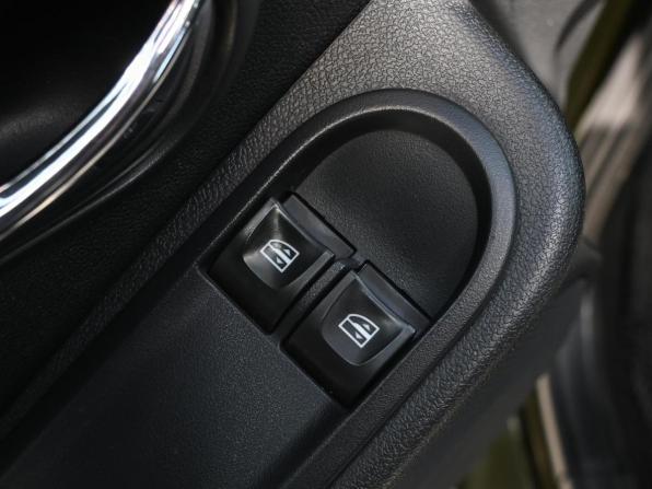Renault Duster I Рестайлинг с пробегом 2019 года, цена 1 329 000 рублей, 106565 км, внедорожник, Автокод Объявления