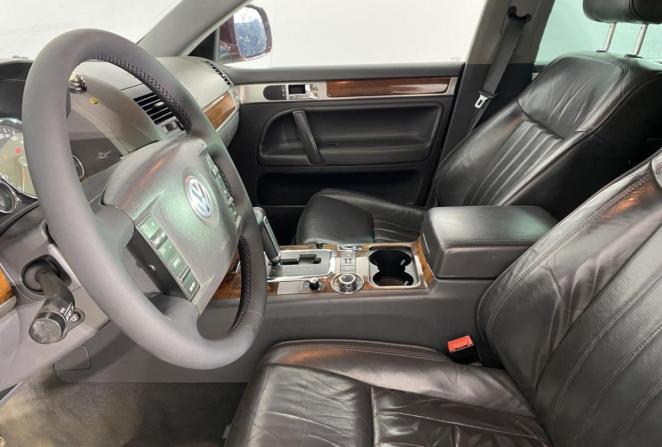 Volkswagen Touareg I Рестайлинг с пробегом 2008 года, цена 600 000 рублей, 281059 км, внедорожник, Автокод Объявления