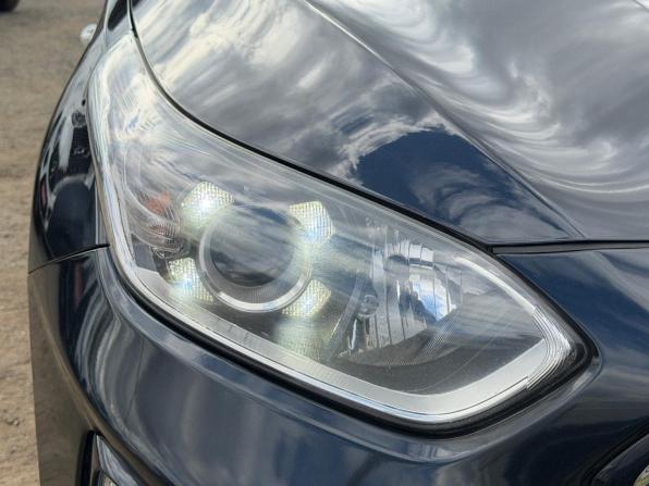 Kia Ceed III с пробегом 2019 года, цена 1 650 000 рублей, 170000 км, универсал, Автокод Объявления