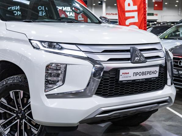Mitsubishi Montero Sport III Рестайлинг с пробегом 2022 года, цена 3 700 000 рублей, 52419 км, внедорожник, Автокод Объявления