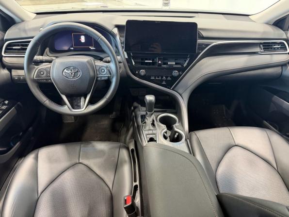 Toyota Camry VIII (XV70) Рестайлинг с пробегом 2023 года, цена 4 199 000 рублей, 18212 км, седан, Автокод Объявления