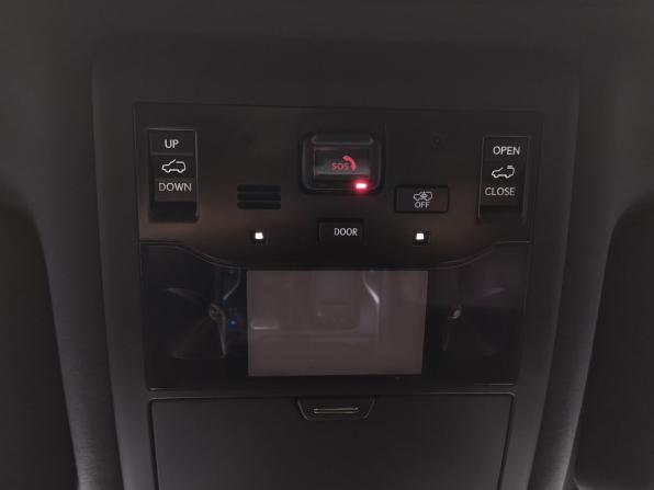 Lexus LX III Рестайлинг 2 с пробегом 2017 года, цена 8 190 000 рублей, 70476 км, внедорожник, Автокод Объявления