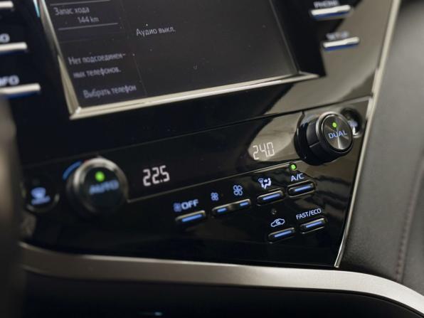 Toyota Camry VIII (XV70) с пробегом 2019 года, цена 2 879 000 рублей, 94465 км, седан, Автокод Объявления